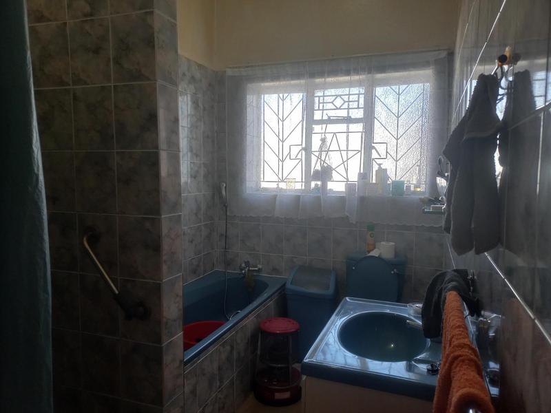 6 Bedroom Property for Sale in Queenstown Central Eastern Cape